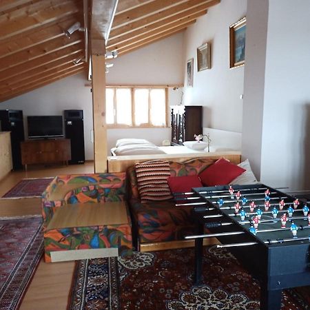 Casa Steilalva - grosszügiges Chalet für erholsamen Familienurlaub Surrein Exterior foto