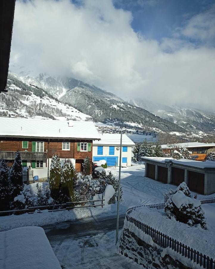 Casa Steilalva - grosszügiges Chalet für erholsamen Familienurlaub Surrein Exterior foto