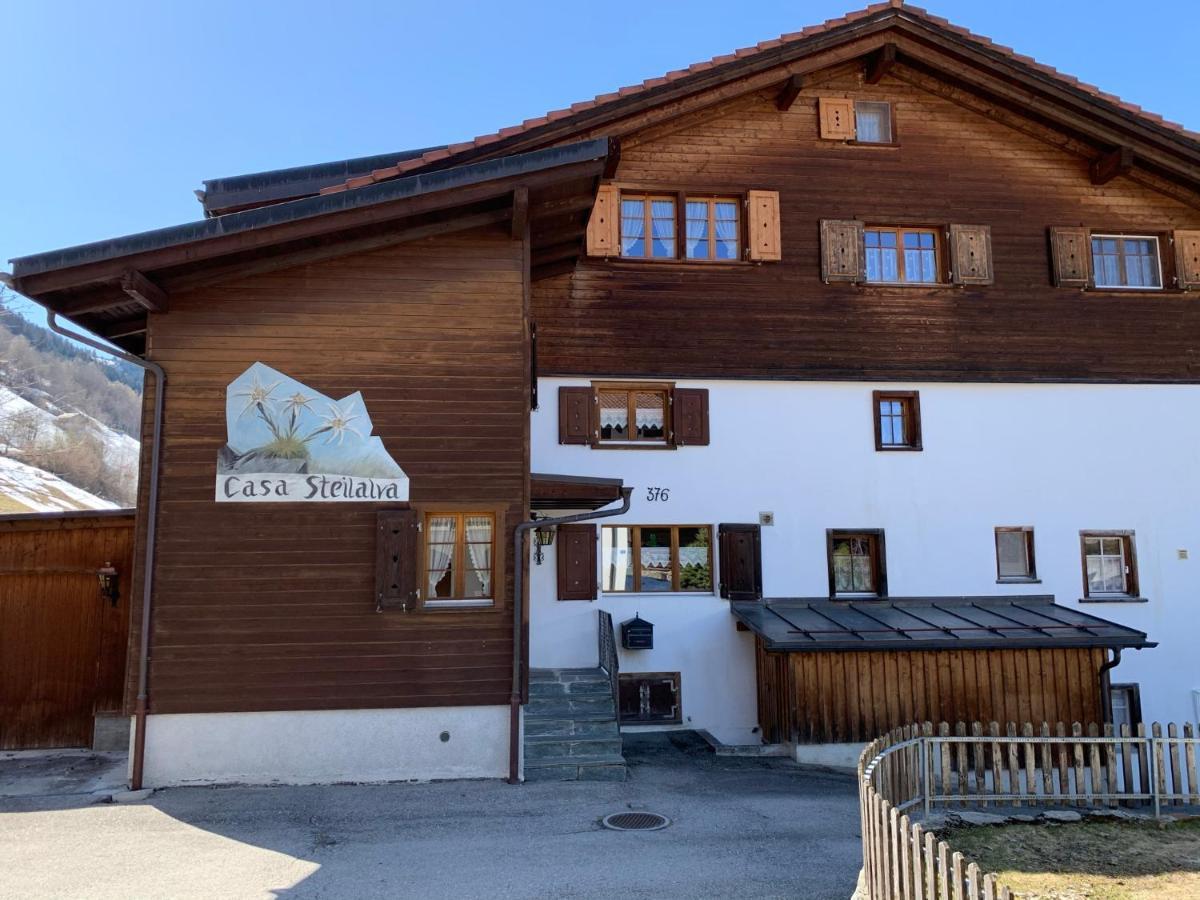 Casa Steilalva - grosszügiges Chalet für erholsamen Familienurlaub Surrein Exterior foto